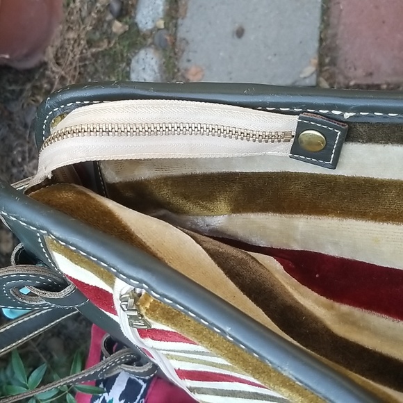 💙🥰💚Vintage Traveler/Luggage - Picture 13 of 16